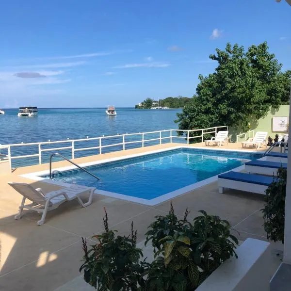 Ocean Palms, hotell i Ocho Rios