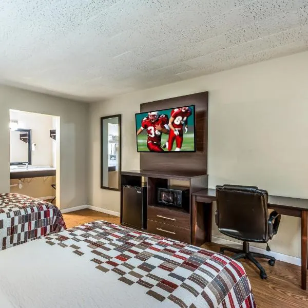 Red Roof Inn & Suites Wapakoneta, hotel v destinaci Wapakoneta