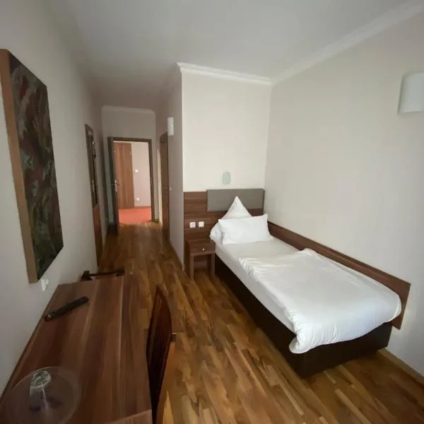 Hotel Isabella, hôtel à Francfort-sur-le-Main