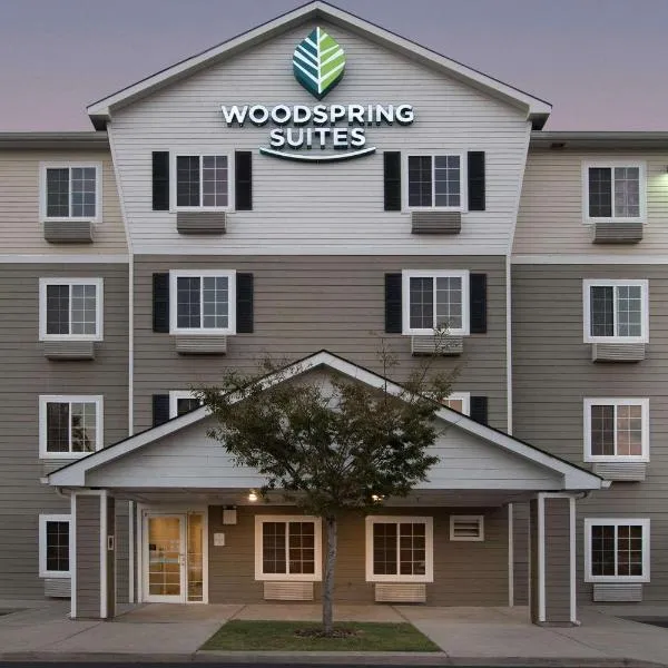 WoodSpring Suites Augusta Fort Eisenhower, готель у місті Martinez