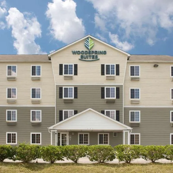 WoodSpring Suites Columbia Fort Jackson, hotel di Lugoff