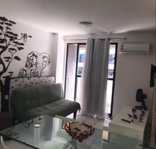 NA BEIRA MAR DE PAJUCARA- EDIF NEO- APARTAMENTO QUARTO E SALA - POSSUI VARANDA- VISTA LATERAL DO MAR-RUA JULIO PLECH FILHO 60 ESQUINA COM AVENIDA DOUTOR ANTONIO GOUVEIA - CONSUMO ELETRICO É PAGO No CKECK-OUT - 1 KWH É 1,35 REIAS - Foto 2