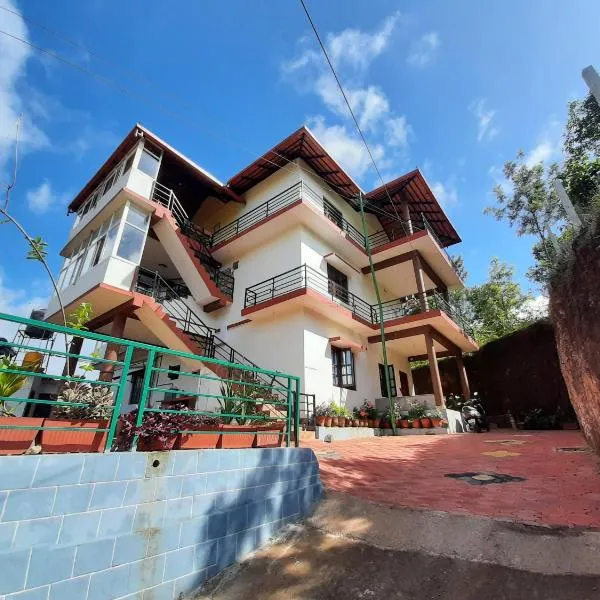 Daisey Dee Homestay, hotel a Suntikoppa