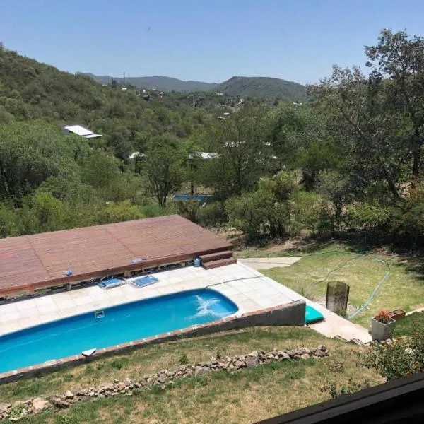 Just Rest, hotel in Villa Serranita