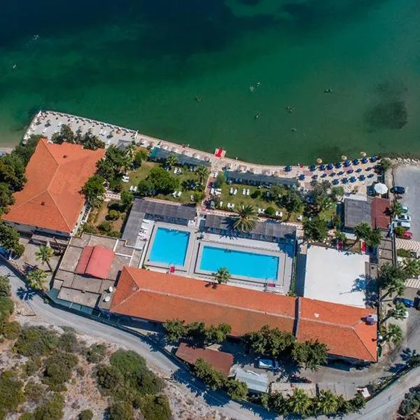 Sifne Thermal Otel, hotel Çeşmében