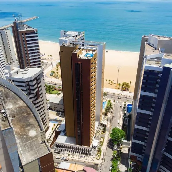 Plaza Praia Suítes، فندق في فورتاليزا
