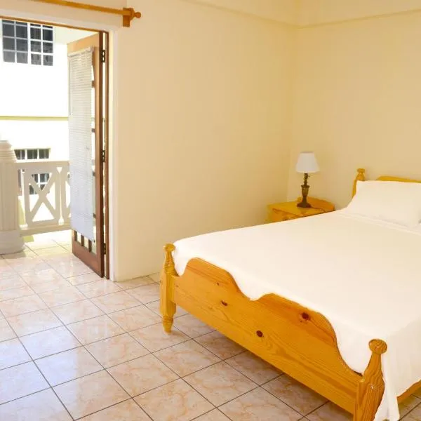 Bascombe Apartments, Hotel in Kingstown