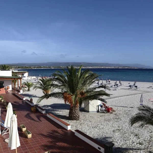 Vel Marì - Rooms on the Beach – hotel w mieście Alghero