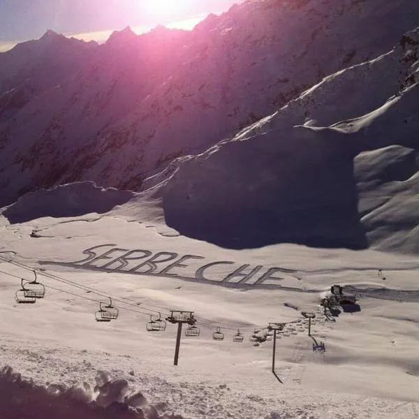 Charmant T2 proche Serre Chevalier Vallée 4 personnes, hotel in Briançon