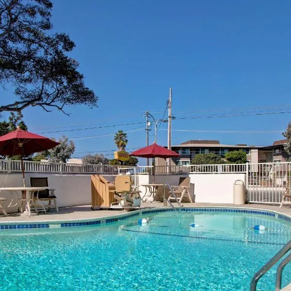 Motel 6-Monterey, CA, hotell i Monterey