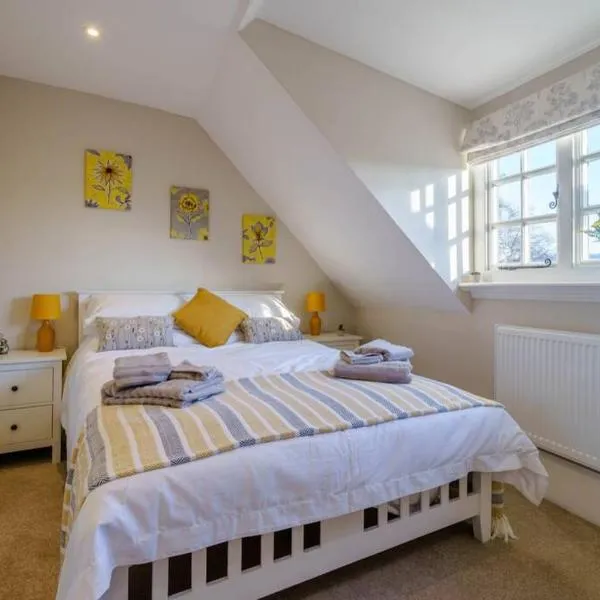 Upper Thames & Lower Thames - Stunning apartments, Hotel in Henley-on-Thames