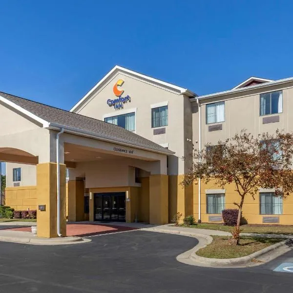 Comfort Inn Smithfield near I-95 โรงแรมในสมิทฟิลด์