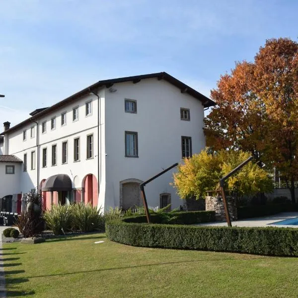 Settecento Hotel, hotel in Caprino Bergamasco