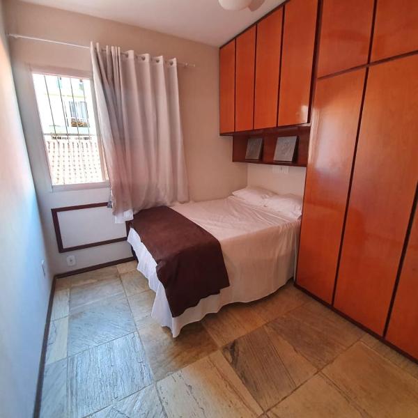 Econômico apartamento perto da praia em Jardim Camburi - Foto 2