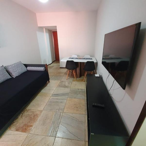 Econômico apartamento perto da praia em Jardim Camburi