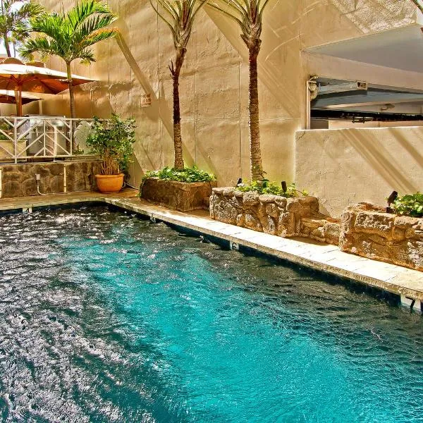 The Equus, ξενοδοχείο στη Χονολουλού