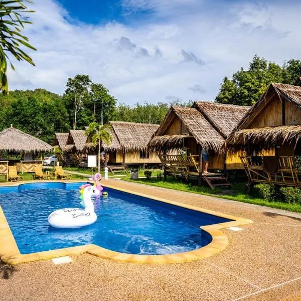 AoNang Bamboo Pool Resort, hotel v destinaci pláž