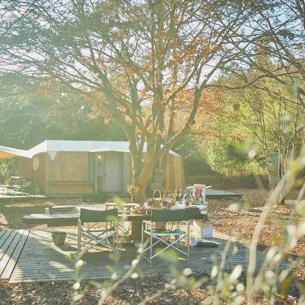 LOOF Tiny House Camp, hotel in Fuefuki