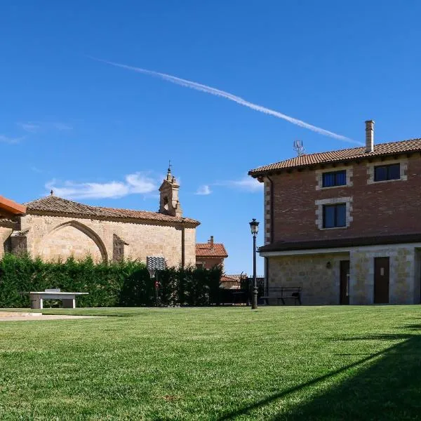 Casa rural Ermita 1 y 2, hotel in Villalibado