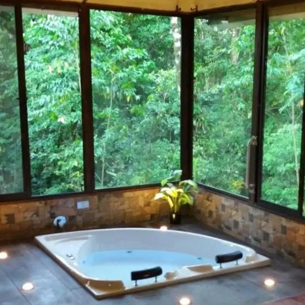 Tropical Suites & Villas, hotel in Fortuna