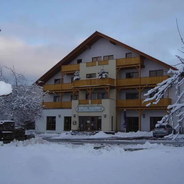 Rhöner Landhotel Haus zur Wasserkuppe, hotell sihtkohas Ehrenberg