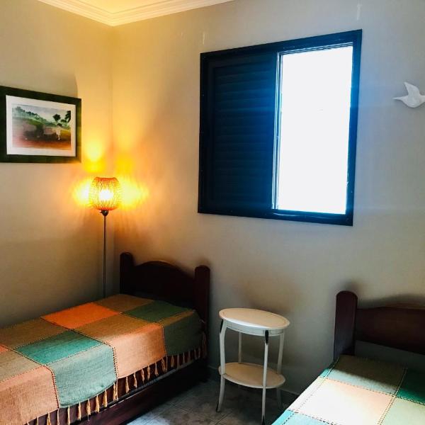 Lindo apartamento 200 metros da praia! - Foto 2