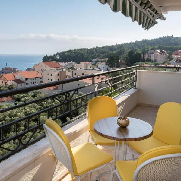 Apartment Elena Petrovac, hotel in Petrovac na Moru
