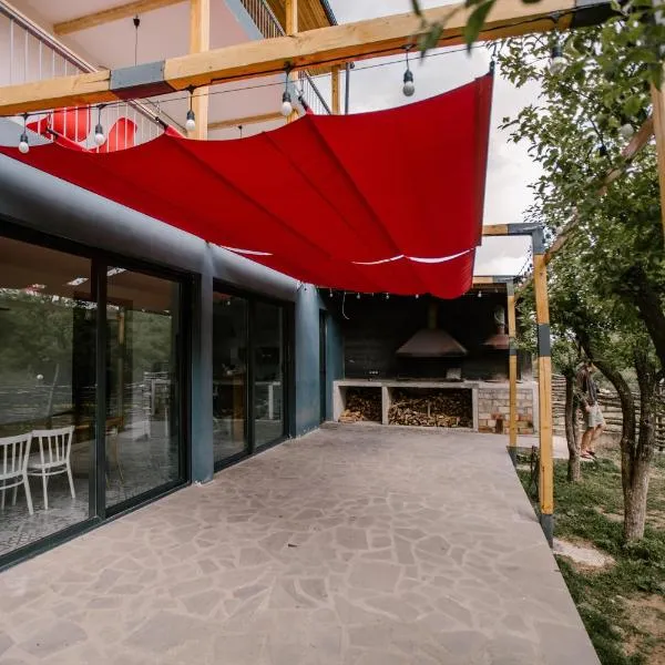 Vardeni Guesthouse, hotel v destinaci Hrazdan