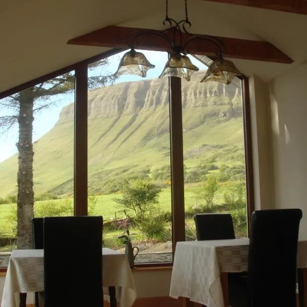 Benbulben Farmhouse B&B, hotell i Grange