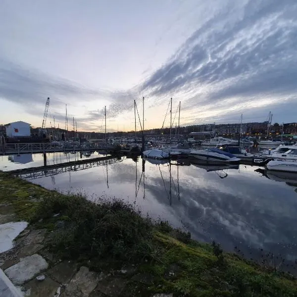 Marina House, hotel in Whitby