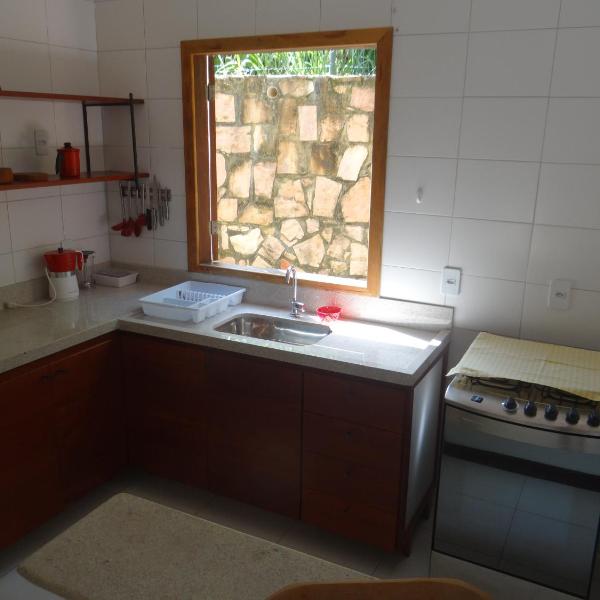 Casa confortável completa em condomínio - Foto 3