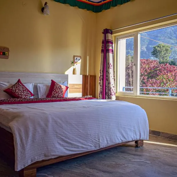 Sakura Guest House, hotell i Dharamshala