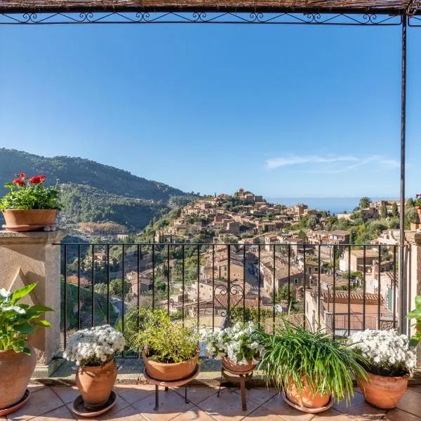 Luxury Villa in Deià Sea and Mountain Views、デイアのホテル