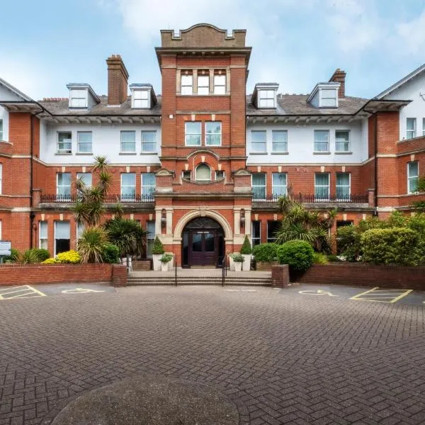 Holiday Inn Farnborough by IHG, hotel v destinaci Farnborough