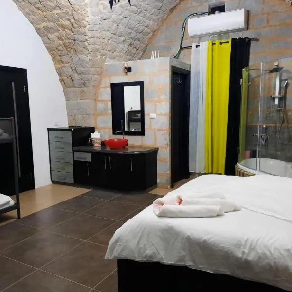 Mandala in Mount מנדלה בחרמון סוויטה, hotel v destinaci Madždal Šams