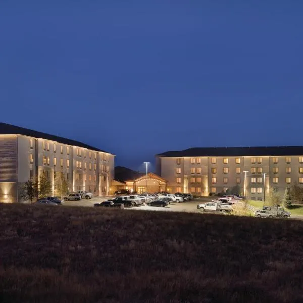 Bakken Airport XWA Hotel & Studios, готель у місті Віллістон