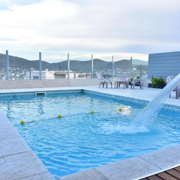 Alamo Hotel, hotel v mestu Villa Carlos Paz