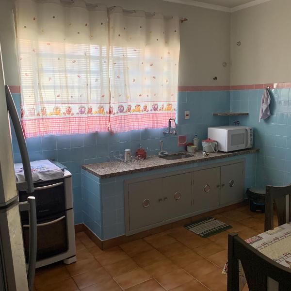 Casa Familiar Proença 15 solteiros ou 21 se 2 nas camas de casais - Foto 4