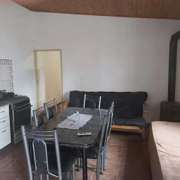 Tierras Blancas Nihuil, hotel in El Nihuil