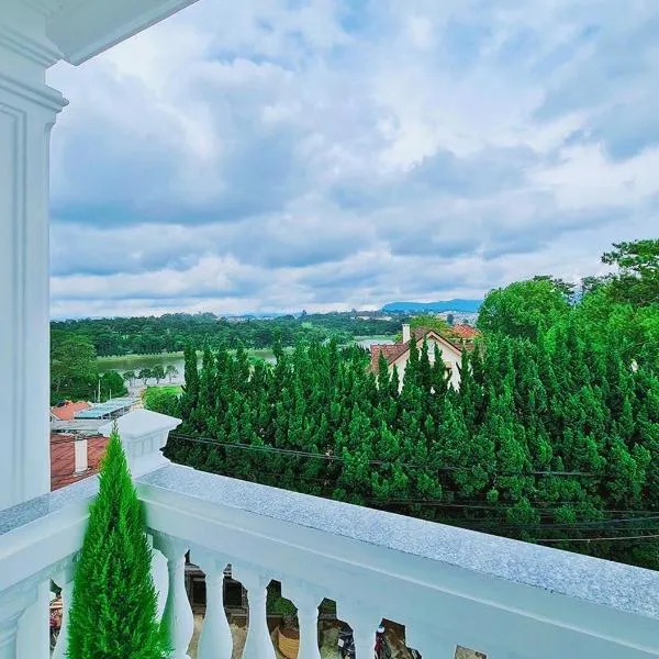 Peach Valley Hotel Dalat, hotel in Da Lat
