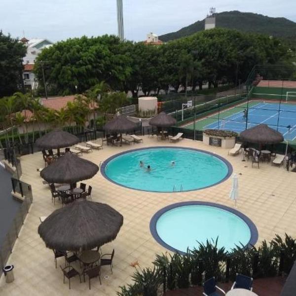 Segurança e conforto na Praia Brava a 100 do mar - Condomínio Curimã - Foto 2