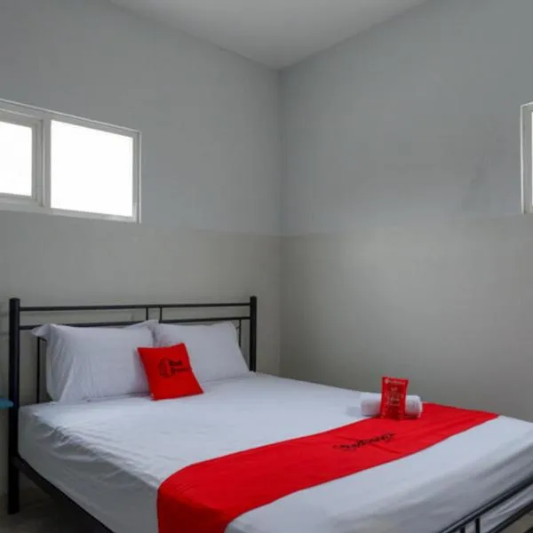RedDoorz near Tamansari Shopping Center Salatiga, hotel v destinaci Salatiga