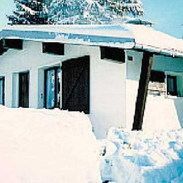 Chalet charmant à Métabief avec vue sur montagnes, hotel v destinaci Métabief
