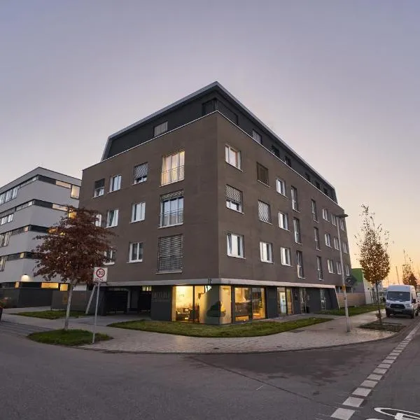 The Cloud Suite Apartments、フライブルク・イム・ブライスガウのホテル