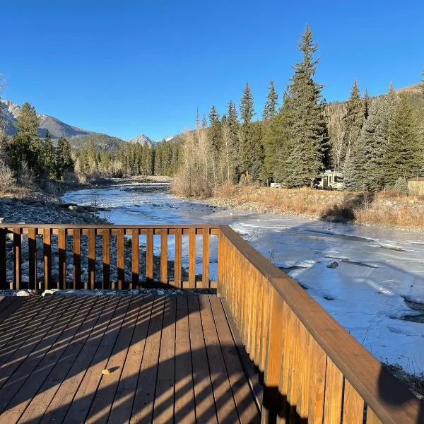 Bear Paw Lodge & Vacation Homes, khách sạn ở Vallecito