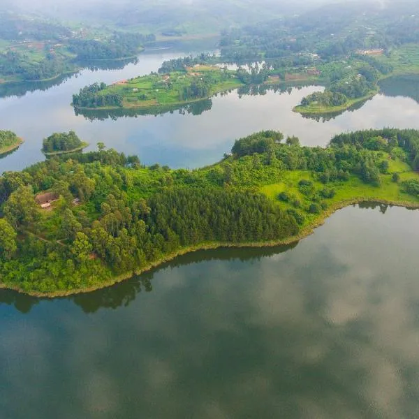 Lake Bunyonyi Eco Resort, hotel in Chabahinga