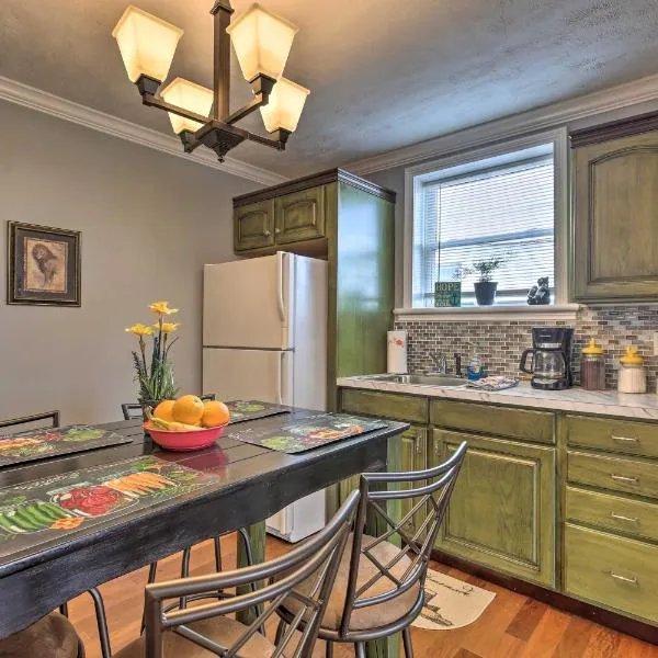2 Mi to Ark Encounter Updated Williamstown Apt!, hotel in Williamstown