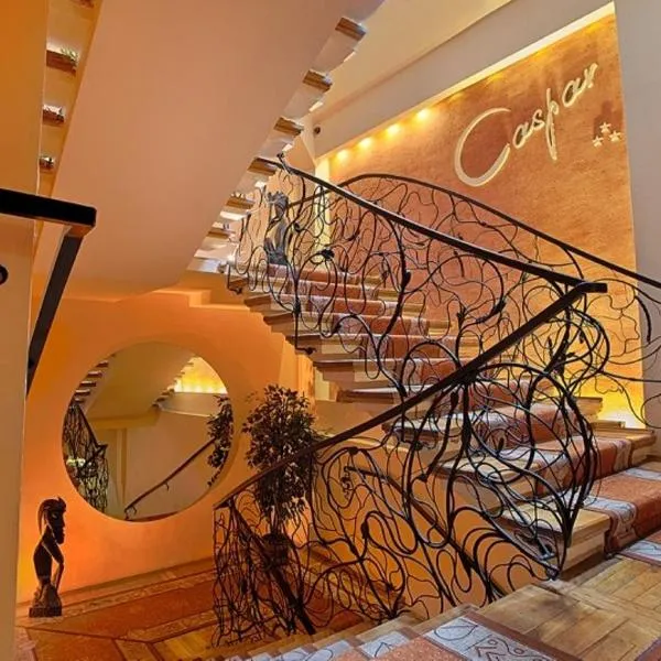 Hotel Restauracja Caspar, viešbutis Jelenia Guroje