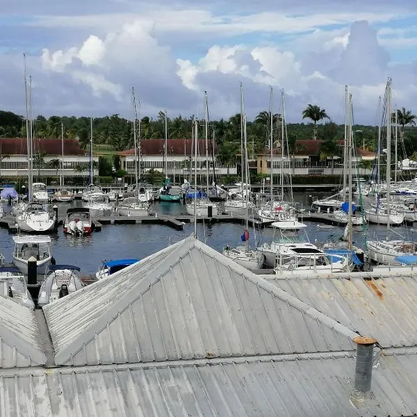 MARINA SOLEIL, hótel í Kahouanne