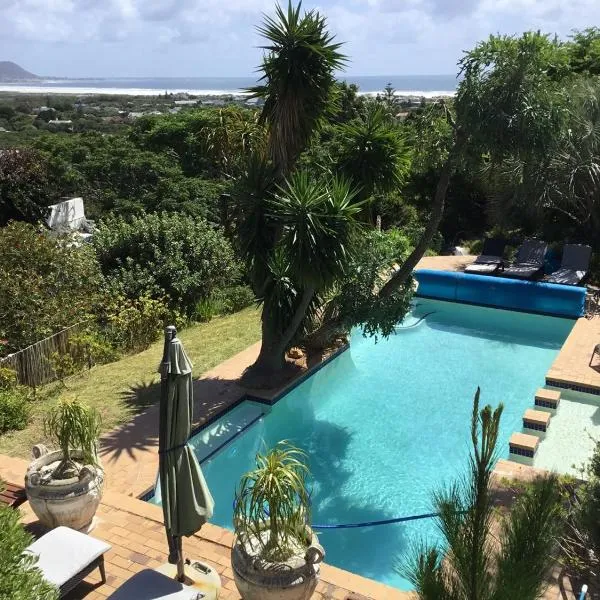 Oceangolf Guest House, hótel í Noordhoek